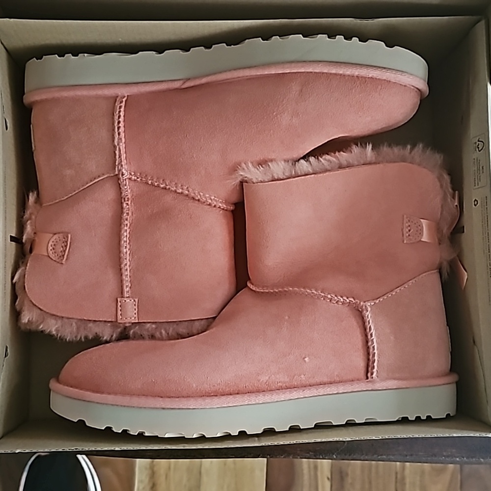 UGG Mini Bailey Bow